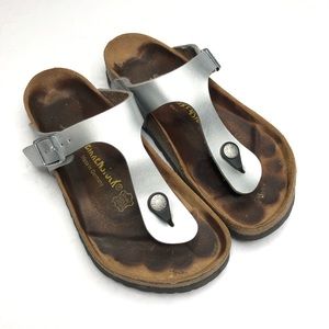 Women’s Birkenstock Silver Gizeh Sandals size 37